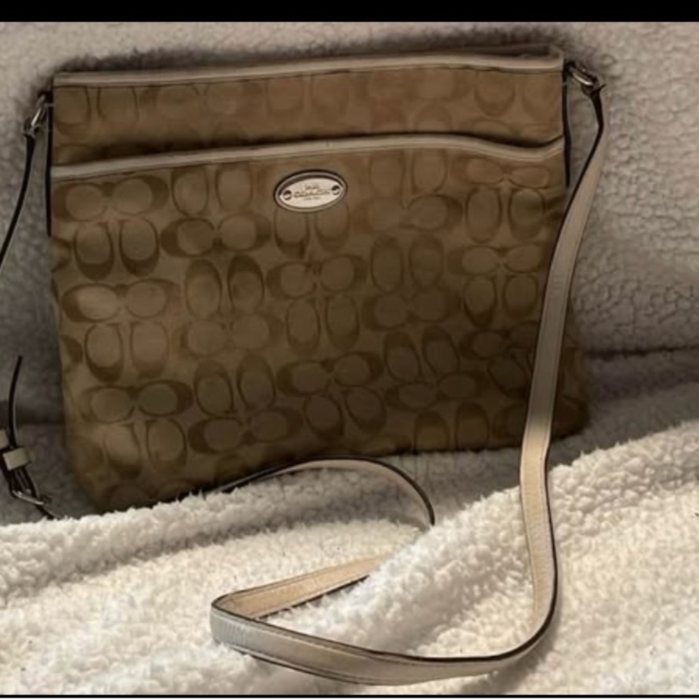 Coach Brown Signature Crossbody Bag Tan Coach Bucket Purse